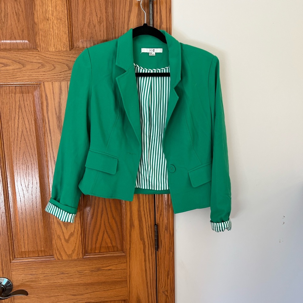 Green blazer with pinstriped lining. Size M
